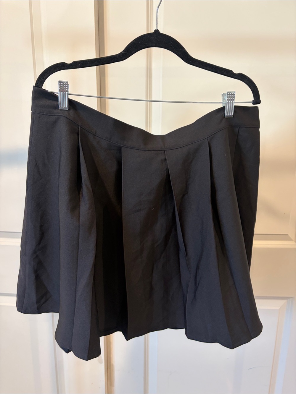 ROMWE Black Circle Skater Skirt